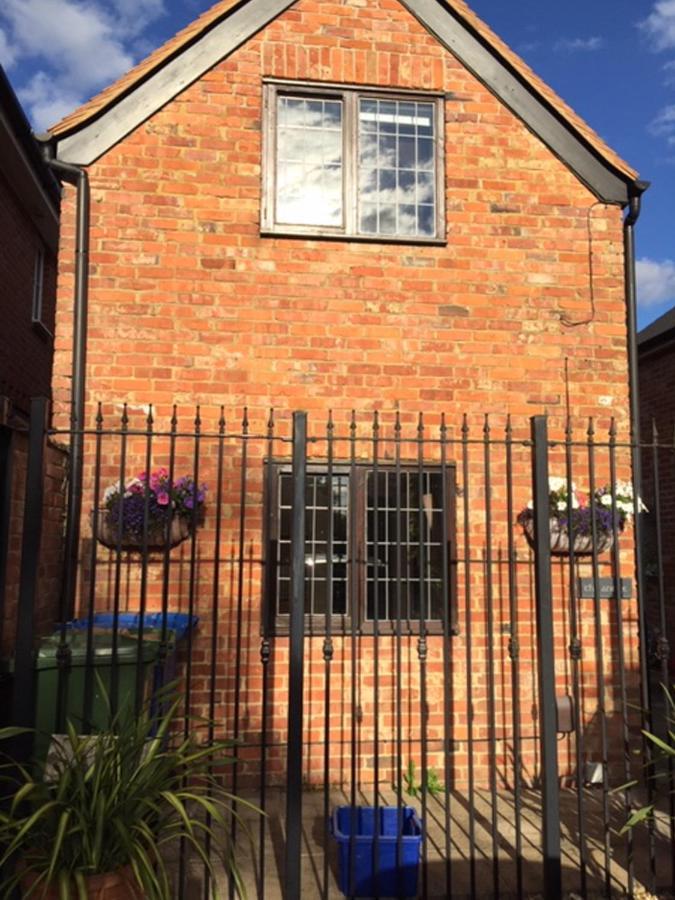 Villa Binfield Annexe Bracknell Exterior foto